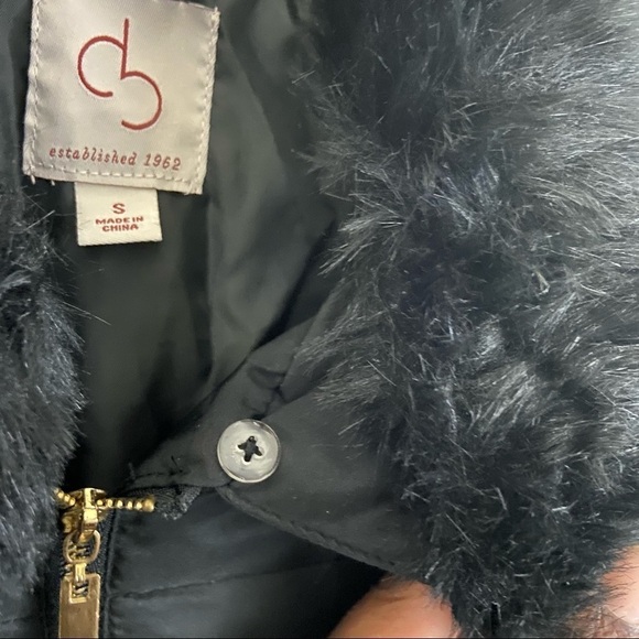 CB Black Quilted Light Puff Faux Fur Vest Sz S - Picture 6 of 9